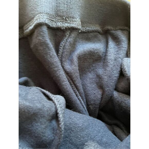 NWOT Champion 4 piece bundle boys Size M - Picture 9 of 10